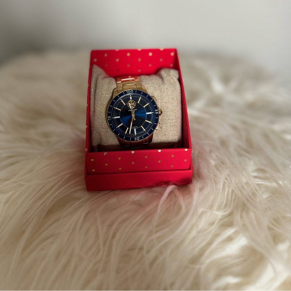 Gold Tory Burch ToryTrack Hybrid Smartwatch – Stylish & Smart